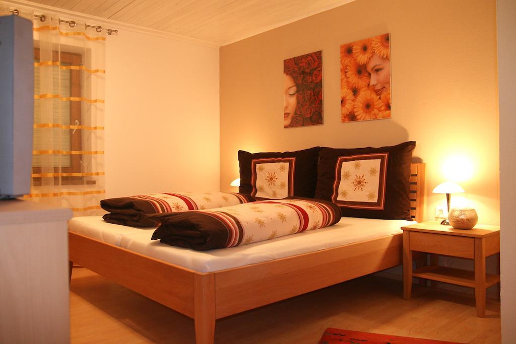 Ferienwohnung Kreidl Schlitters Habitación foto